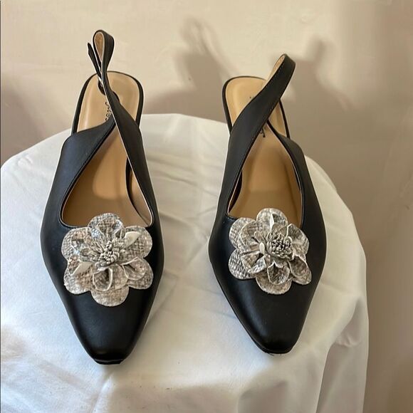 Angel Steps Elegant Black Slingback Heels with Floral Accent - Picture 1 of 10